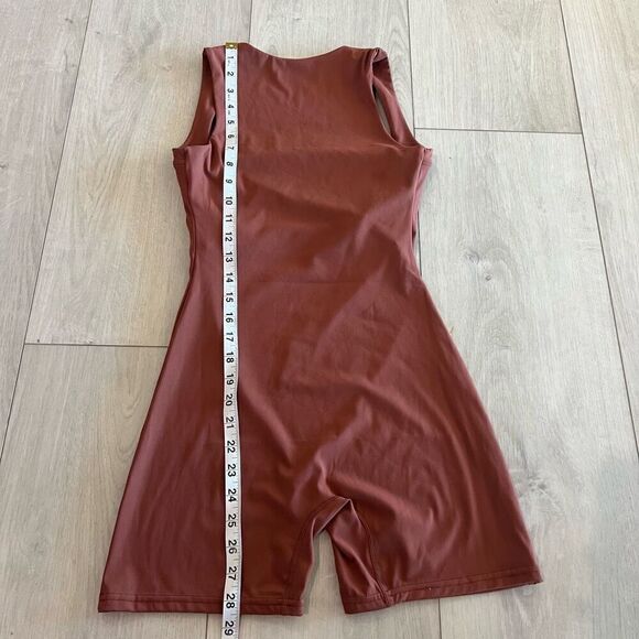 Qinsen women’s romper size 4 - Picture 3 of 6